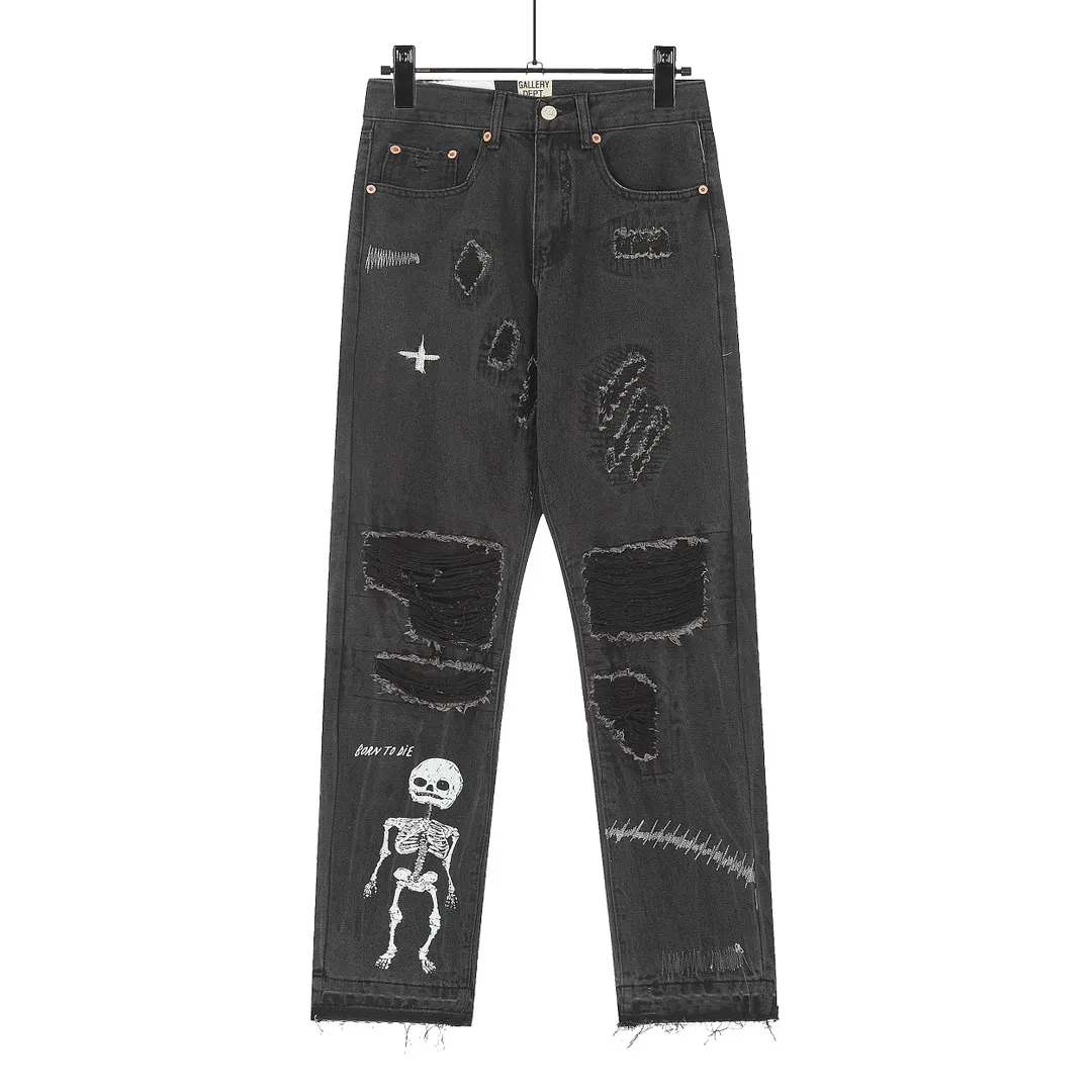 #8020 P246💰 GALLERY DEPT. Skull hand-stitched distressed distressed jeans - Original purchased and patterned to truly restore the ultimate vintage texture - Original hardware accessories, washed and other elevators, QR code analysis are all purchased from the original factory, high degree of restoration, you are welcome to compare with a certain product~ - Three-dimensional version Loose and comfortable, not picky about the figure, tall and slim, factory Seiko, original factory quality control, same style for men and women, can be matched with couples, versatile recommendation Essential jeans for all seasons Color: Distressed Black Size: S-XXL (28-36)